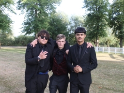 YR11 Prom 2025 - Reception Arrivals